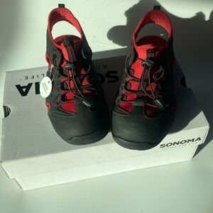 Sonoma Kids 4 Slip On Sandals water Shoes washable keen